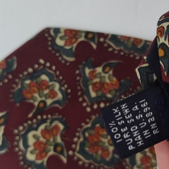 Burberry mens silk tie - Picture 6 of 8